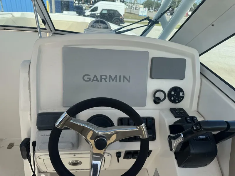 Slide: The Image of Sailfish 275 Dual Console 2018 - 51