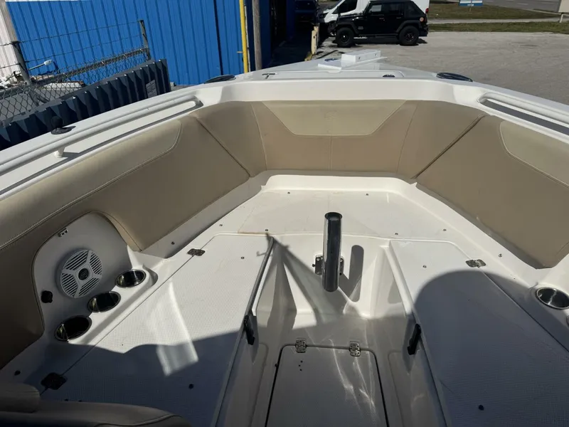 Slide: The Image of Sailfish 275 Dual Console 2018 - 52