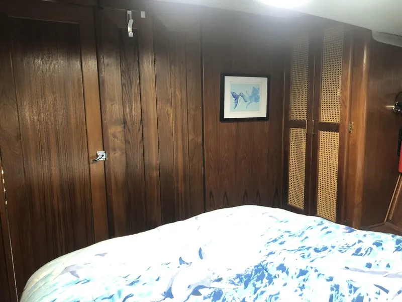 Slide: The Image of Bayliner 4550 Motoryacht 1985 - 34