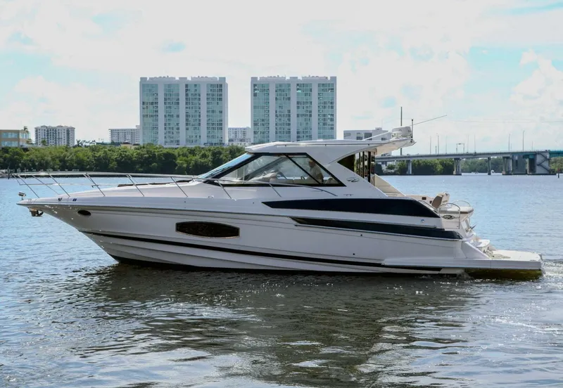 The Image of Regal 46 Sport Coupe 2016 - 0