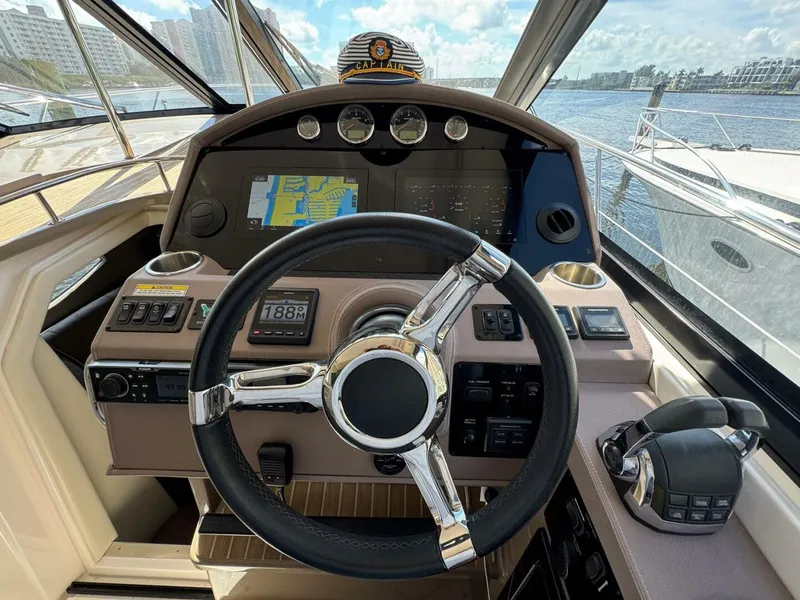 Slide: The Image of Regal 46 Sport Coupe 2016 - 34
