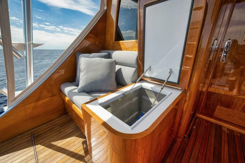 Slide: The Image of Merritt Yachts 86' Enclosed Flybridge 2016 - 18