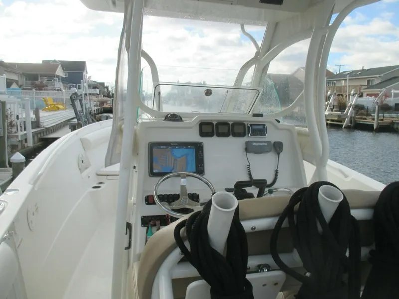 Slide: The Image of Sailfish 270 CC 2013 - 16