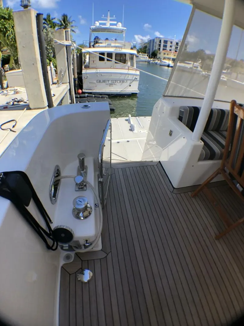 Slide: The Image of Pacific Mariner 85 Motoryacht 2008 - 18
