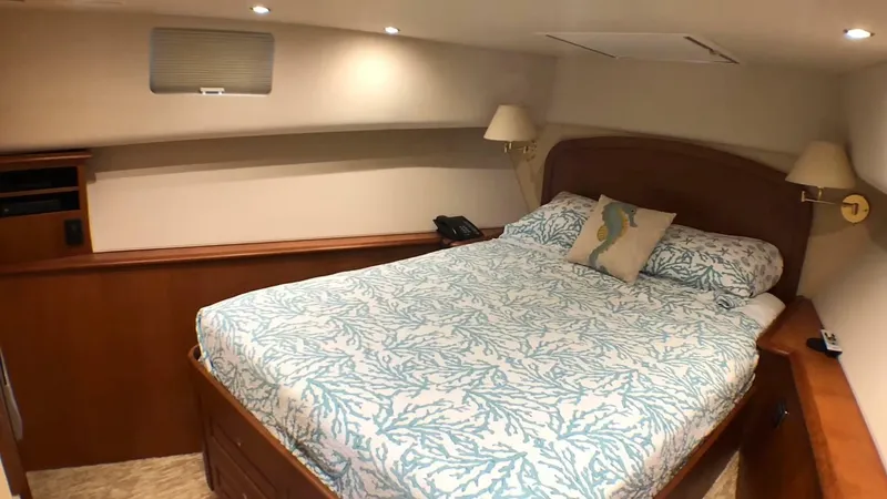 Slide: The Image of Pacific Mariner 85 Motoryacht 2008 - 27