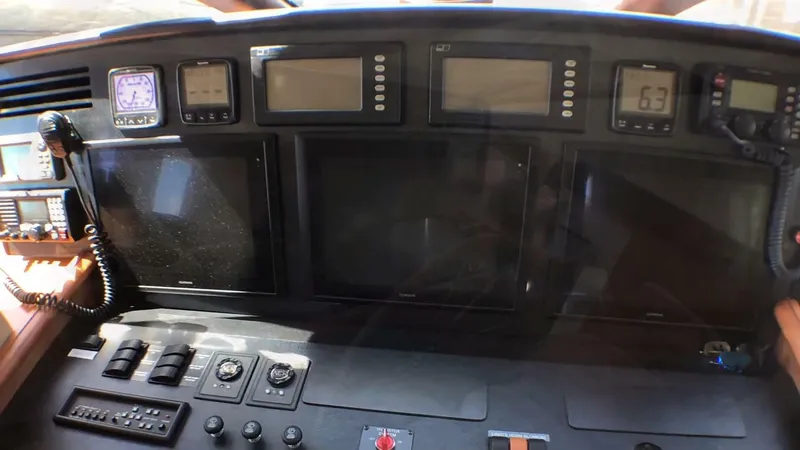Slide: The Image of Pacific Mariner 85 Motoryacht 2008 - 28