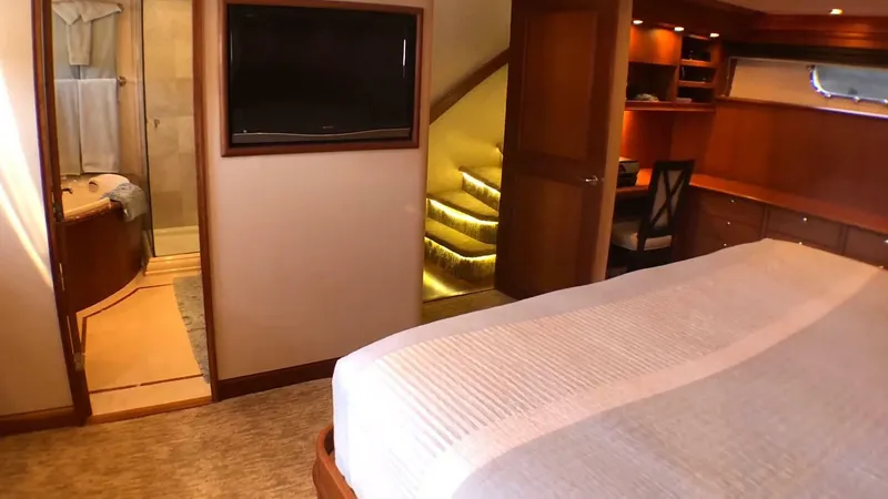 Slide: The Image of Pacific Mariner 85 Motoryacht 2008 - 31