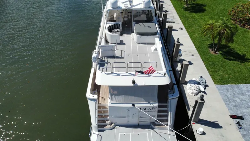 Slide: The Image of Pacific Mariner 85 Motoryacht 2008 - 7