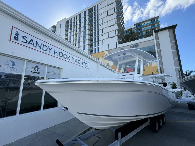 Slide: The Image of Sea Fox 228 Commander 2025 - 2