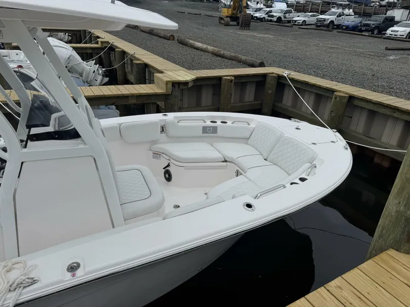Slide: The Image of Sea Fox 228 Commander 2025 - 29