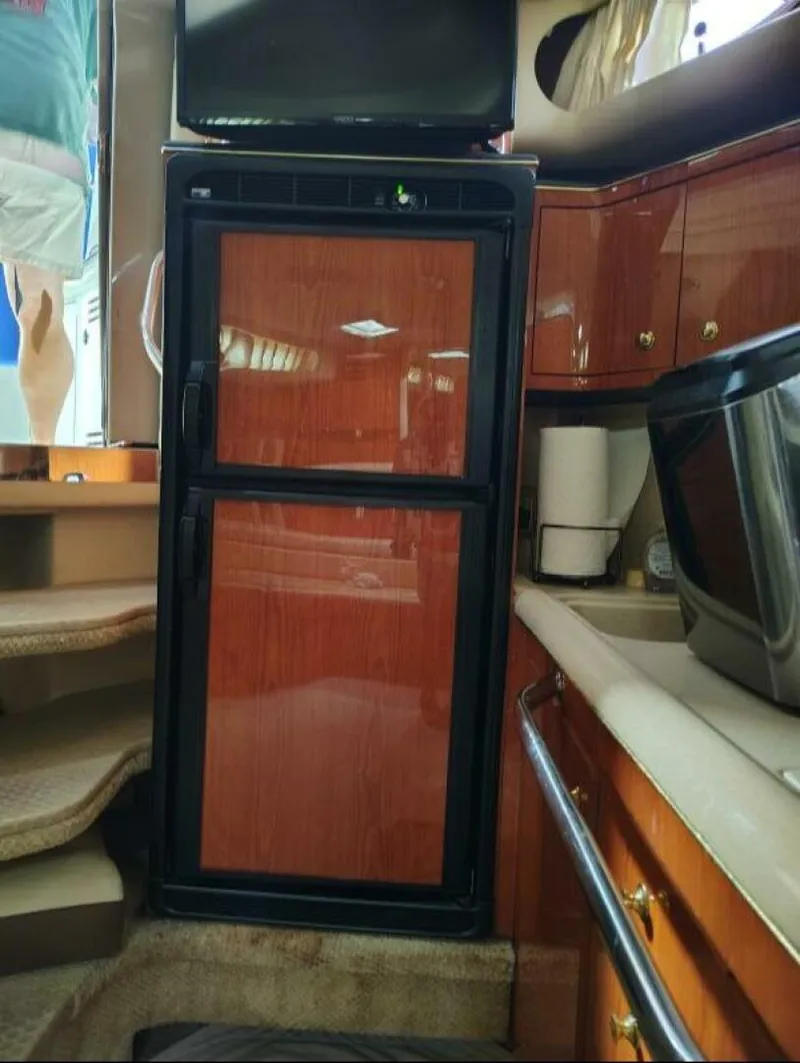 Slide: The Image of Sea Ray Sun-Dancer 2001 - 21