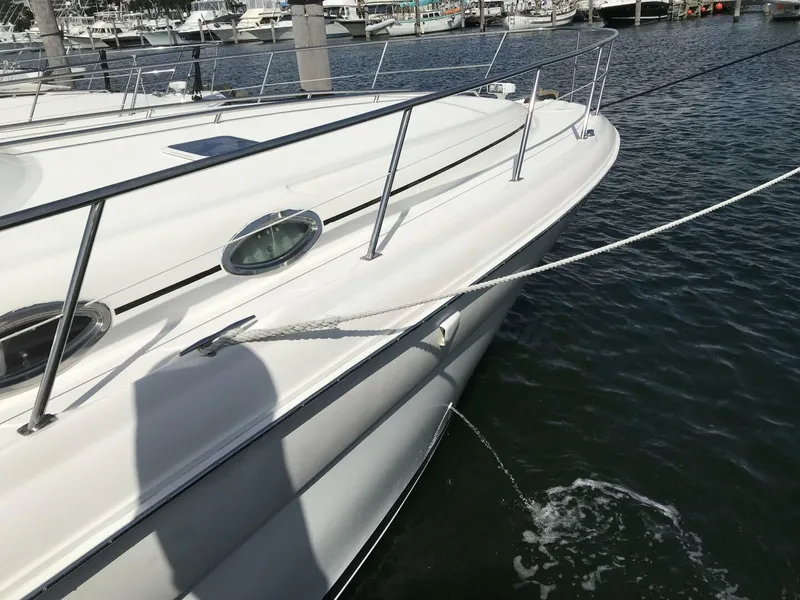 Slide: The Image of Sea Ray Sun-Dancer 2001 - 40