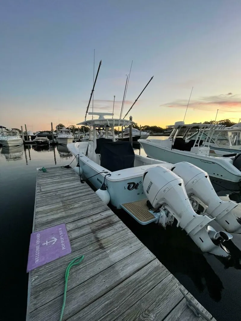 Slide: The Image of Regulator Marine 31 FS with Mezz 2020 - 22