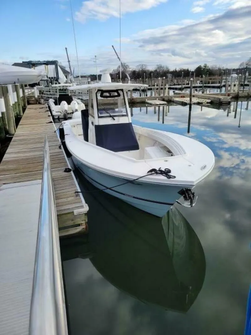 Slide: The Image of Regulator Marine 31 FS with Mezz 2020 - 24