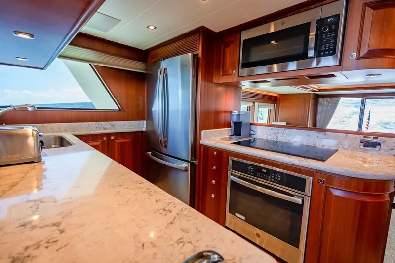 Slide: The Image of Hampton 658l Endurance 2022 - 15