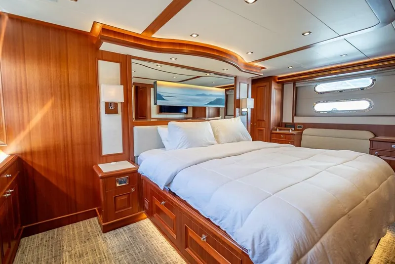 Slide: The Image of Hampton 658l Endurance 2022 - 20