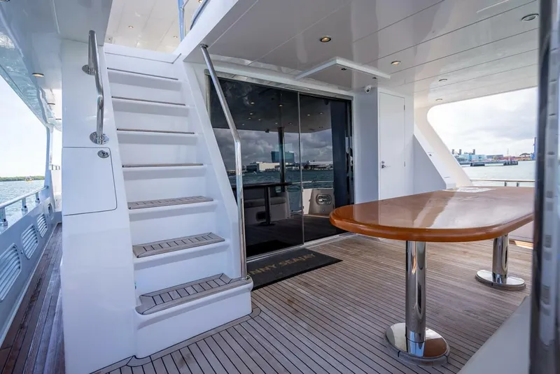 Slide: The Image of Hampton 658l Endurance 2022 - 43
