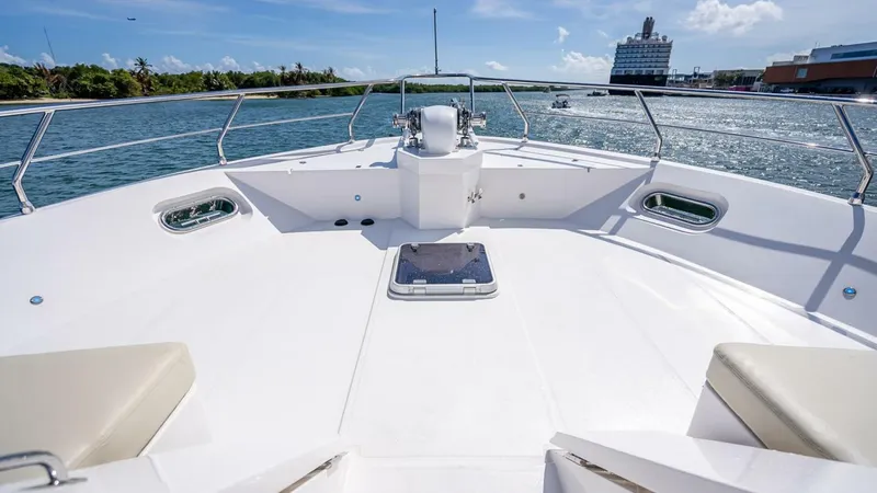 Slide: The Image of Hampton 658l Endurance 2022 - 46