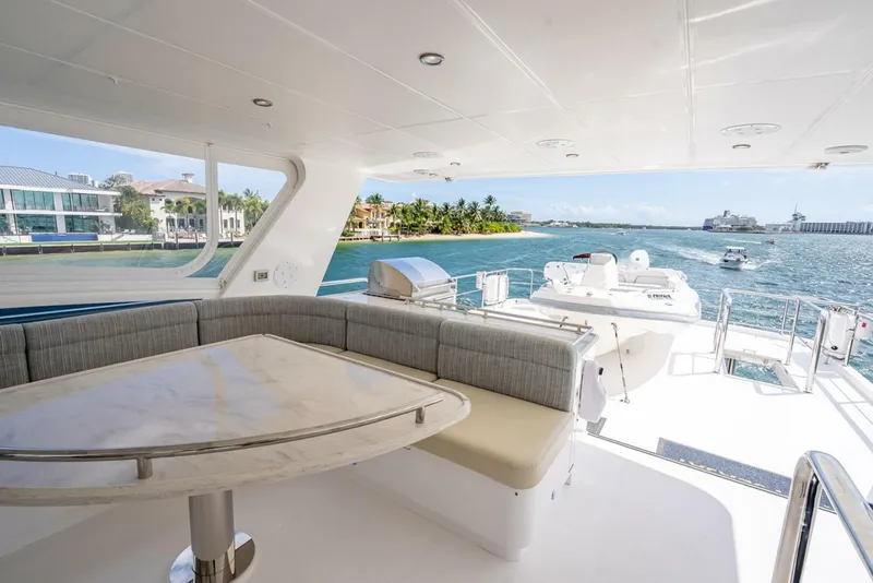 Slide: The Image of Hampton 658l Endurance 2022 - 49