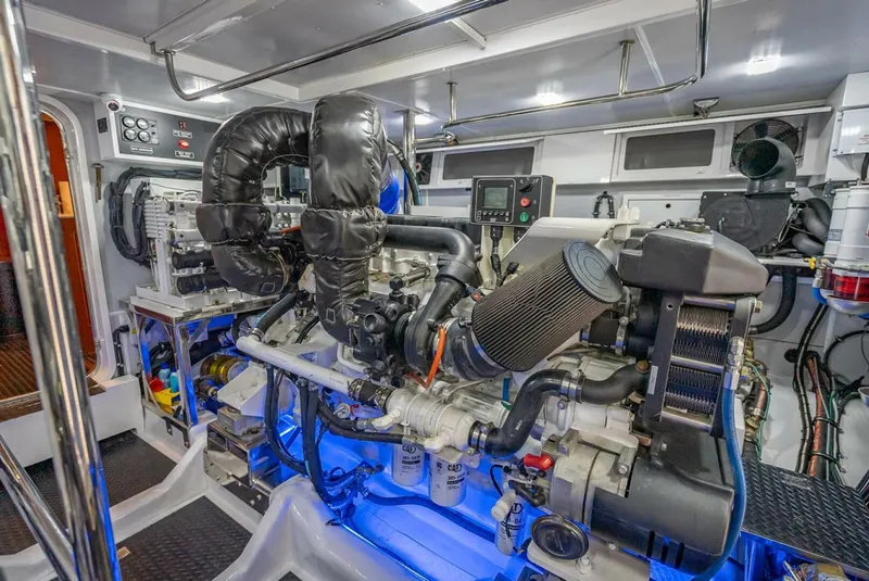 Slide: The Image of Hampton 658l Endurance 2022 - 66