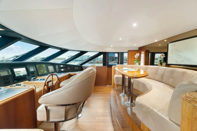 Slide: The Image of Westport 130 Tri-Deck Motor Yacht 2004 - 37
