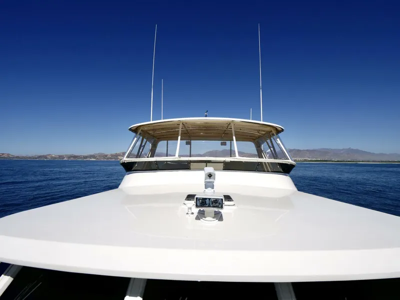 Slide: The Image of Offshore 62 Pilothouse 2000 - 63