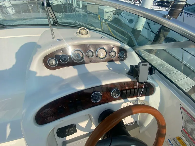 Slide: The Image of Sea Ray 260 Sundancer 2000 - 12