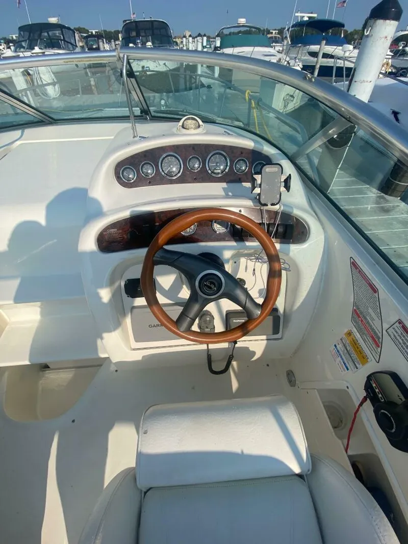 Slide: The Image of Sea Ray 260 Sundancer 2000 - 13