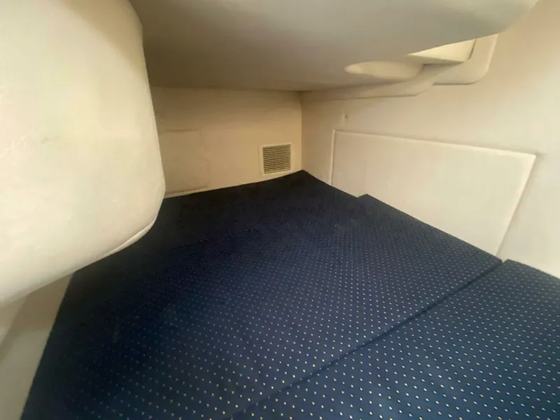 Slide: The Image of Sea Ray 260 Sundancer 2000 - 19