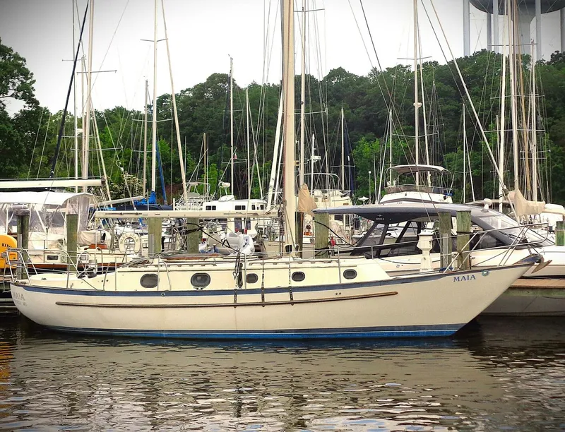The Image of Pacific Seacraft 37 1983 - 0