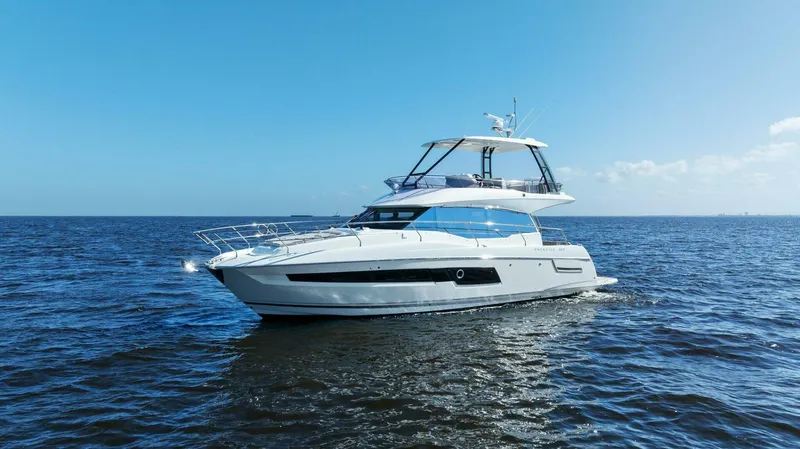 Slide: The Image of Prestige 460 Flybridge 2022 - 64