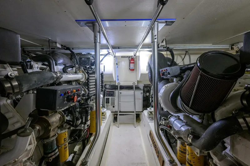 Slide: The Image of Ocean 50 Super Sport 2004 - 25