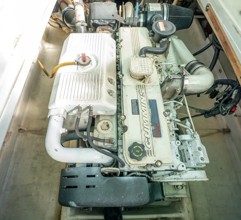 Slide: The Image of Custom Michael Fritz 34' Pilothouse 2005 - 19