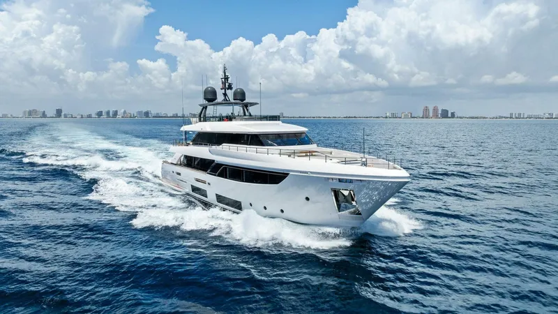 The Image of Custom Navetta 33 2024 - 0