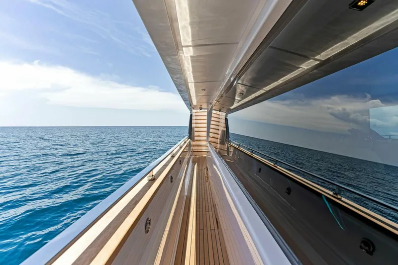Slide: The Image of Custom Navetta 33 2024 - 34