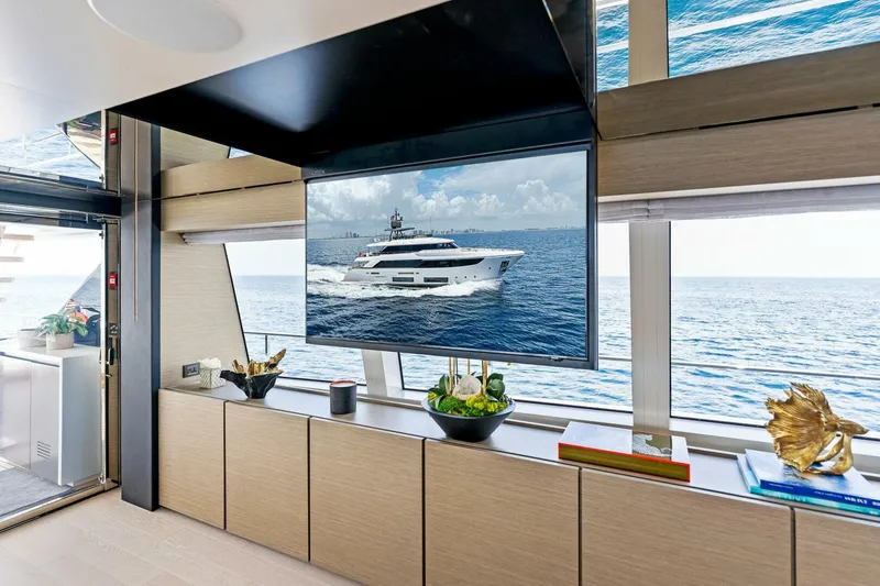 Slide: The Image of Custom Navetta 33 2024 - 57