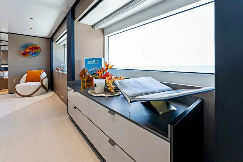 Slide: The Image of Custom Navetta 33 2024 - 69