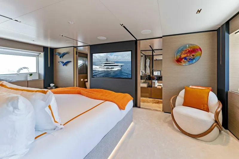 Slide: The Image of Custom Navetta 33 2024 - 73