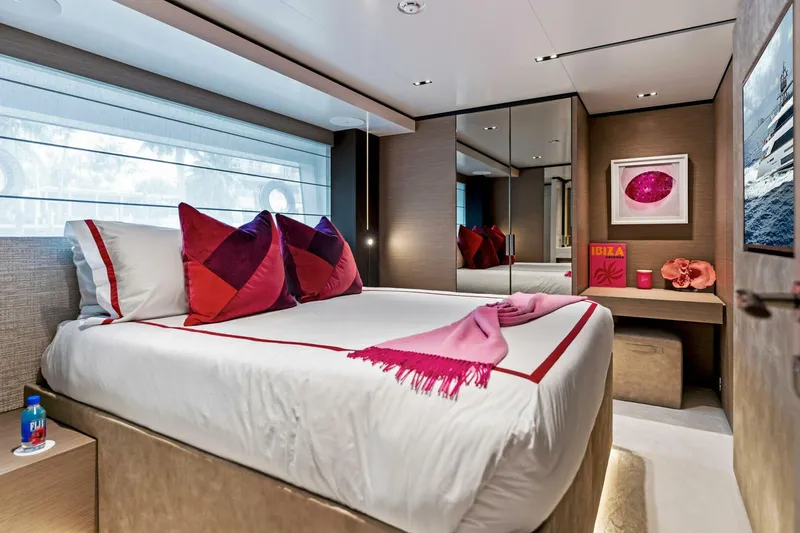 Slide: The Image of Custom Navetta 33 2024 - 79