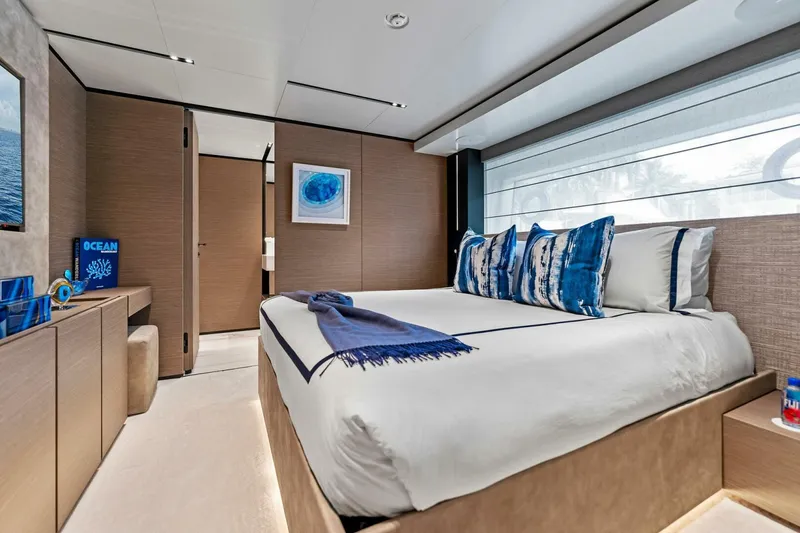 Slide: The Image of Custom Navetta 33 2024 - 83