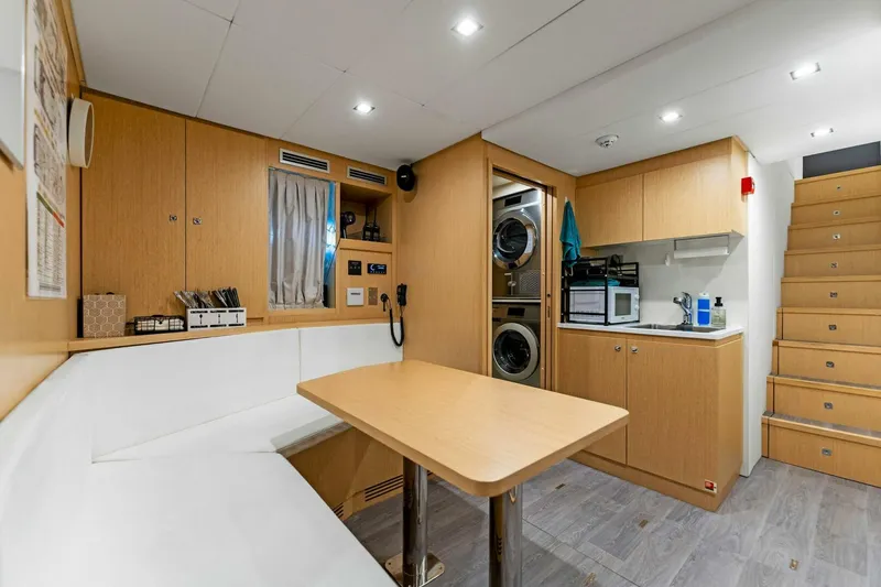 Slide: The Image of Custom Navetta 33 2024 - 98