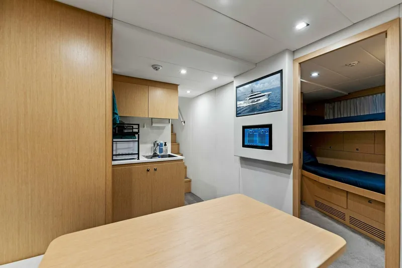 Slide: The Image of Custom Navetta 33 2024 - 99