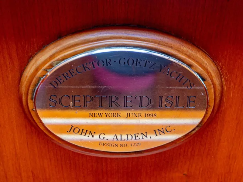Slide: The Image of Alden Custom 63 1998 - 30