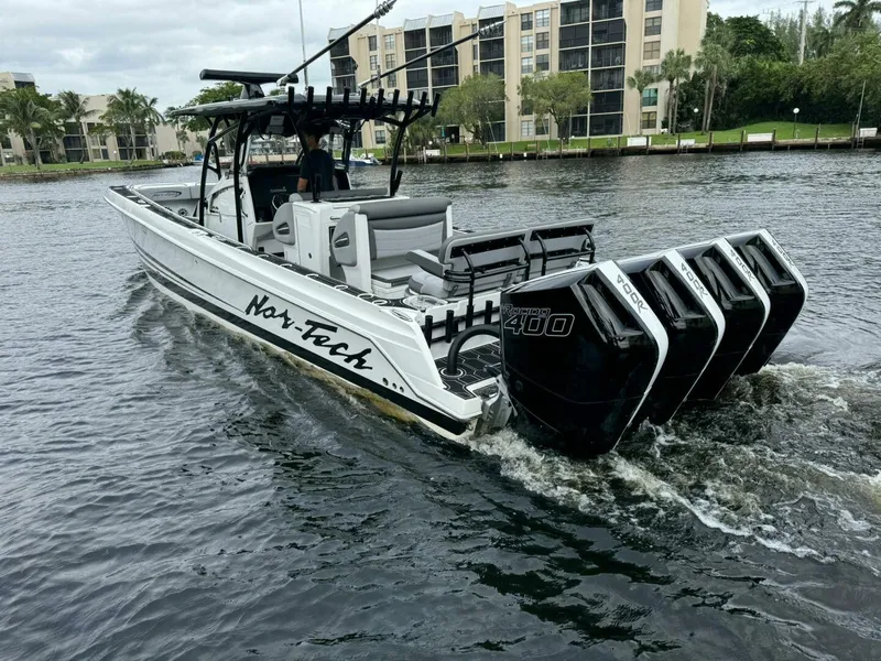 Slide: The Image of Nor-Tech 392 Super Fish 2024 - 3
