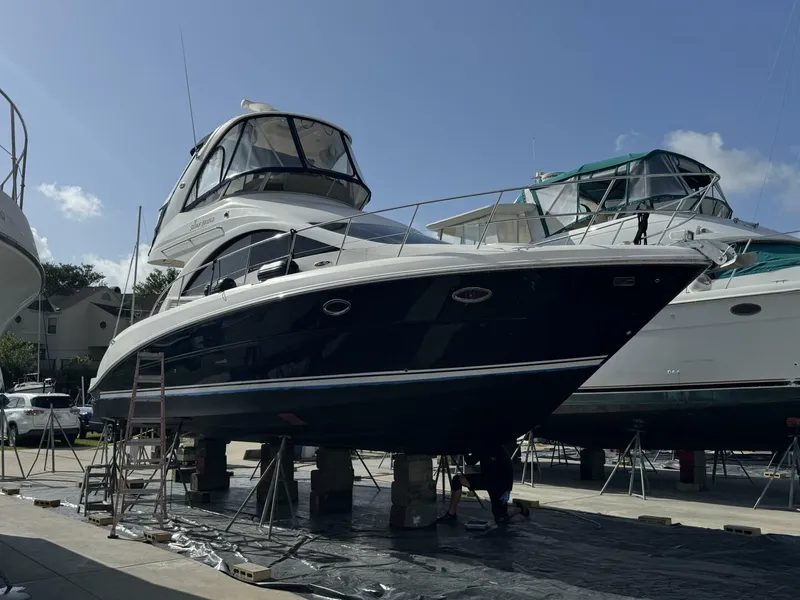 The Image of Sea Ray 36 Sedan Bridge 2007 - 0