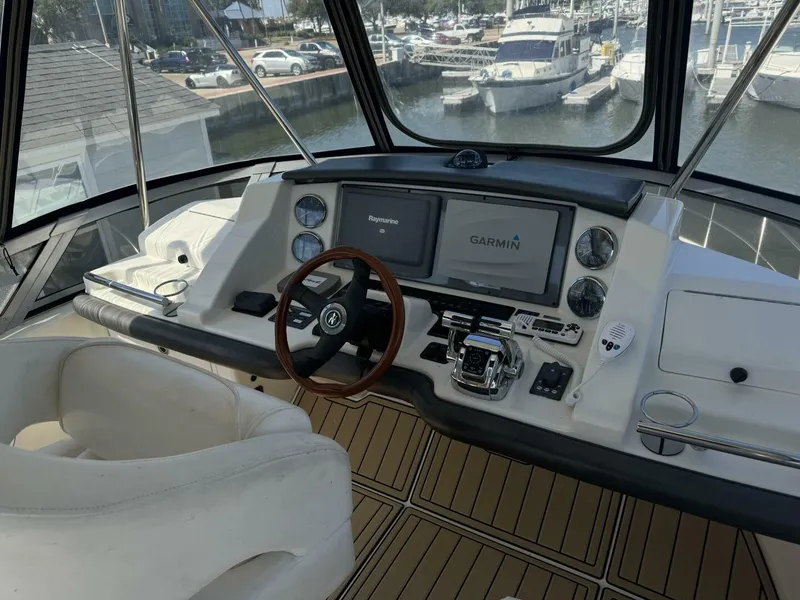 Slide: The Image of Sea Ray 36 Sedan Bridge 2007 - 16