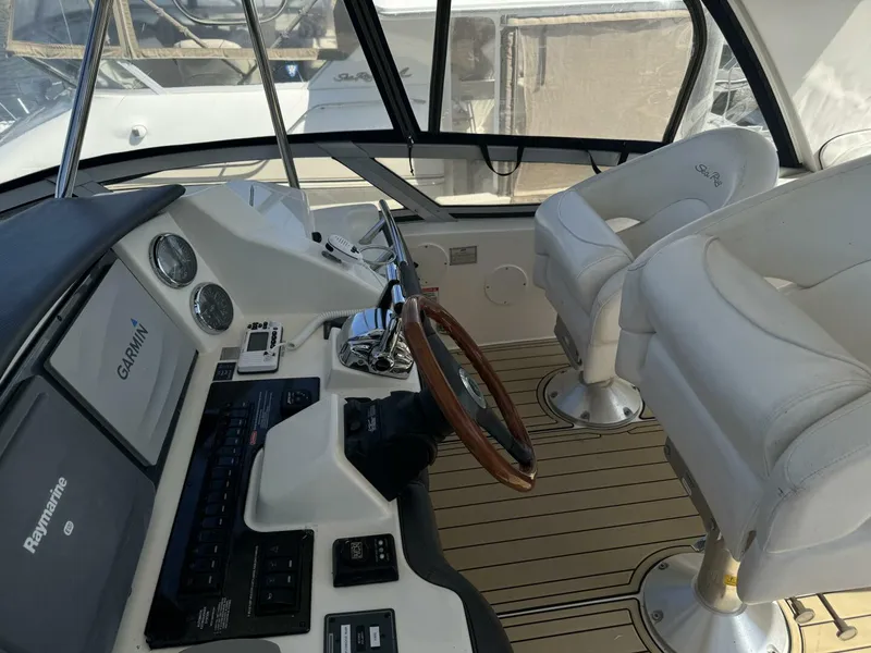 Slide: The Image of Sea Ray 36 Sedan Bridge 2007 - 18