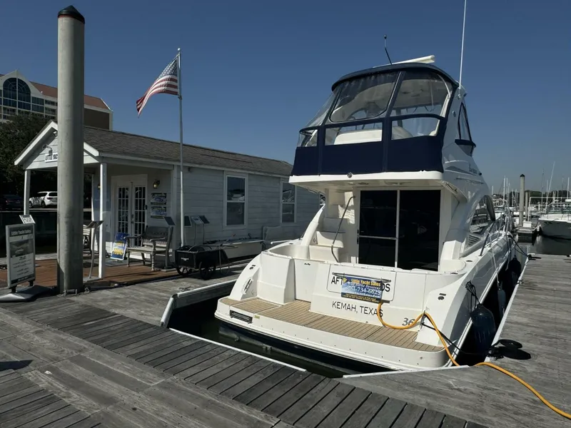 Slide: The Image of Sea Ray 36 Sedan Bridge 2007 - 8