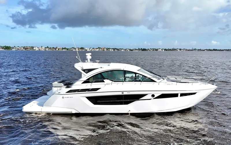 The Image of Cruisers 50 Cantius 2020 - 0