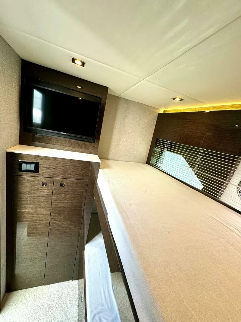 Slide: The Image of Cruisers 50 Cantius 2020 - 34